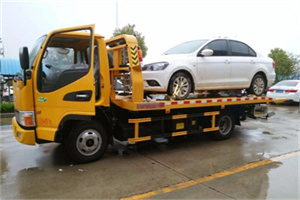 锡林浩特附近拖车救援24小时服务热线